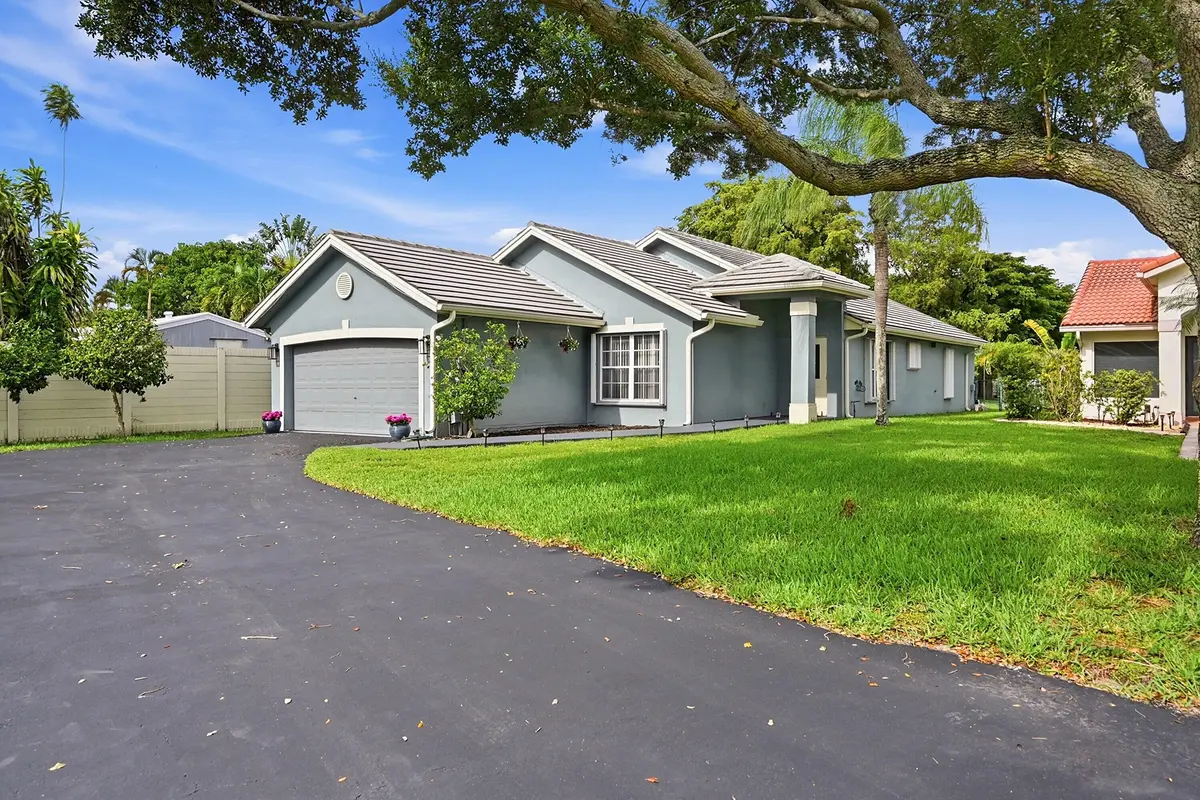 01_013_dsc_1646 at 12445 SW 7th Place, Davie