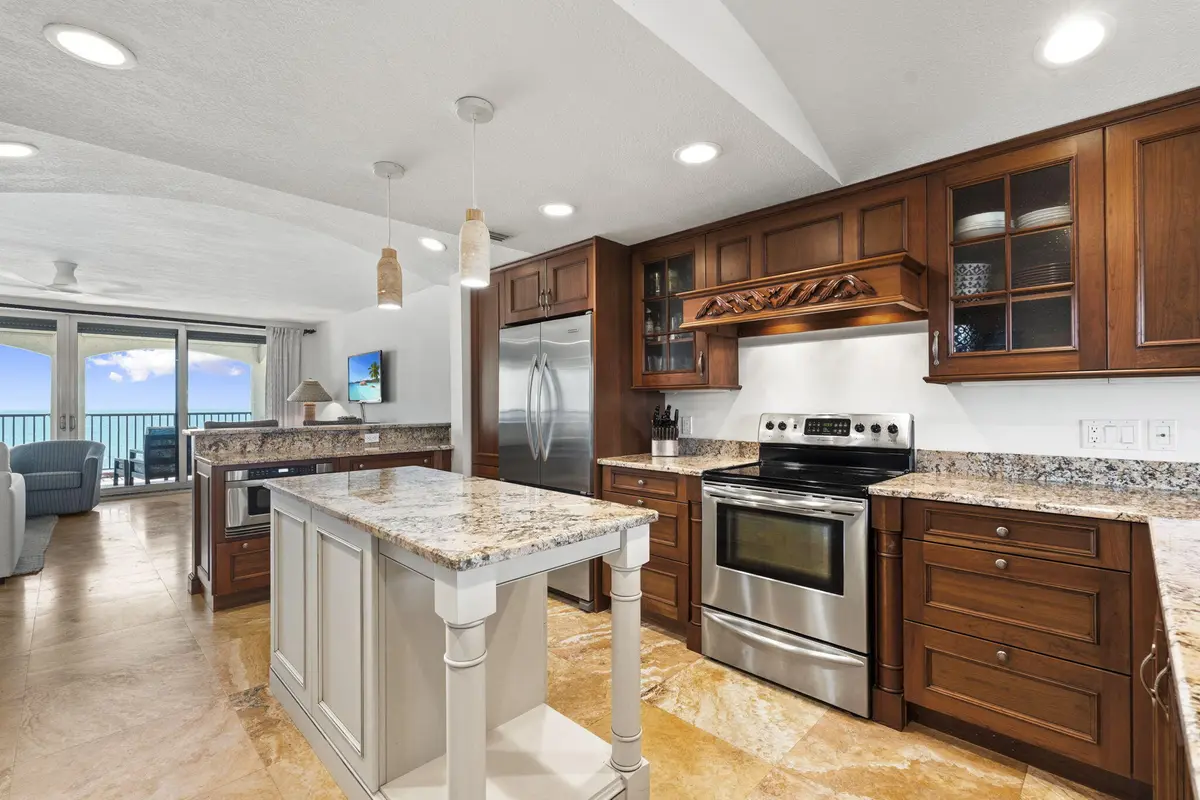 65-web-or-mls-DSC05619 at 4651 NE Ocean Boulevard B-29, Jensen Beach