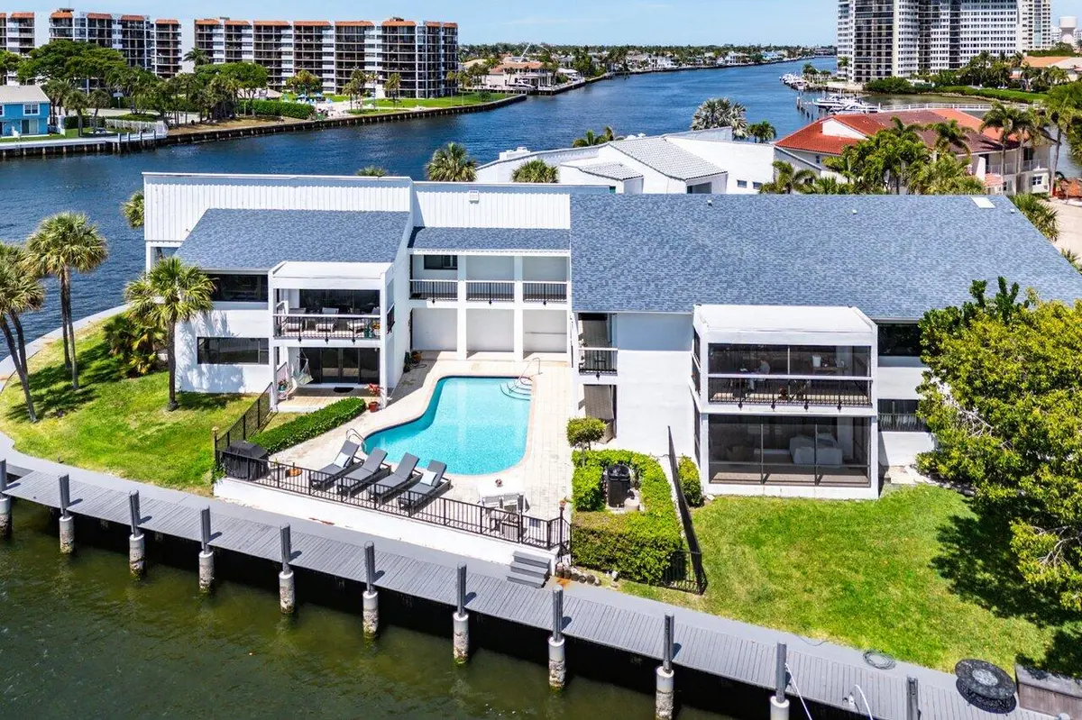063-1102HighlandBeachDrive-1W-HighlandBe at 1102 Highland Beach Drive 2w, Highland Beach