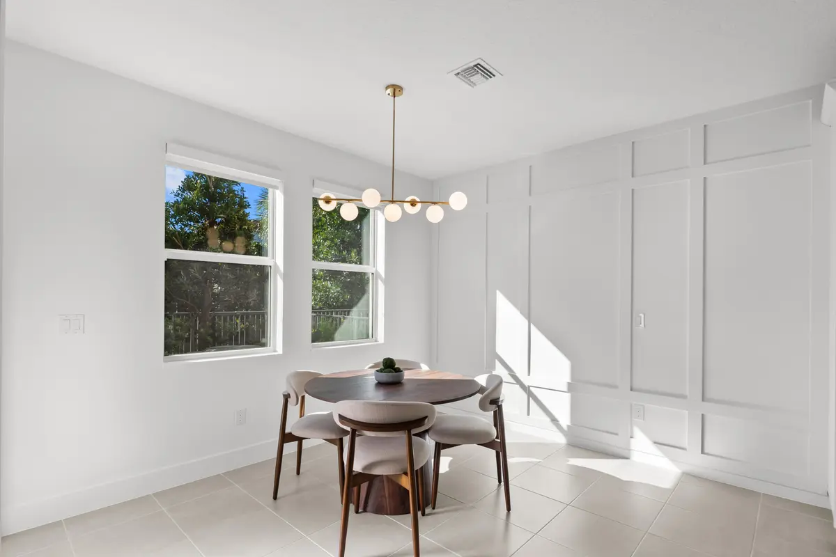 Dining Area at 16330 Oakview Drive, Westlake