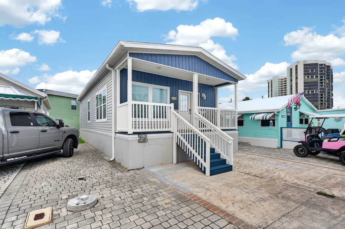 2-web-or-mls-7R7A0396 at 2149 Nettles Boulevard, Jensen Beach