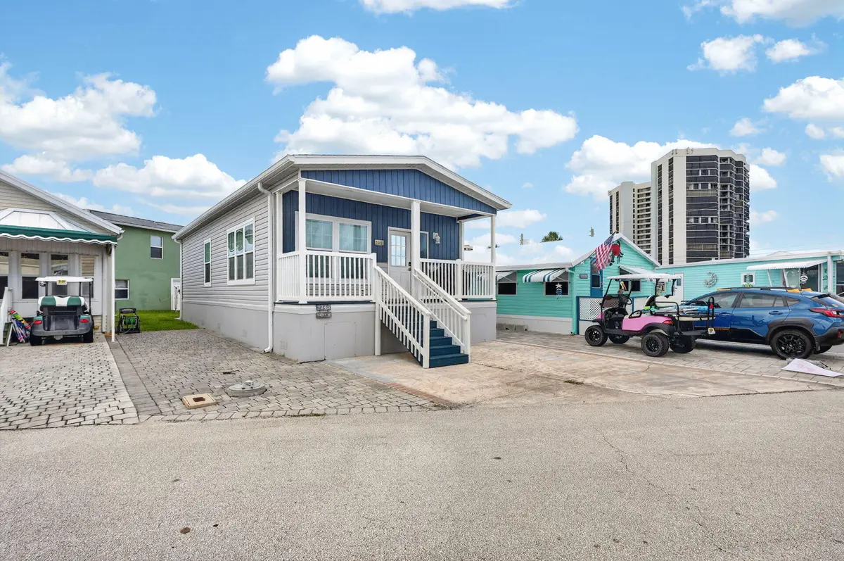 4-web-or-mls-7R7A0407 at 2149 Nettles Boulevard, Jensen Beach