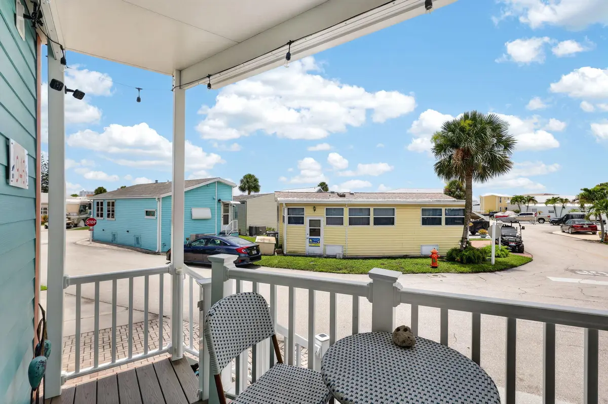 5-web-or-mls-7R7A0256 at 946 Nettles Boulevard, Jensen Beach