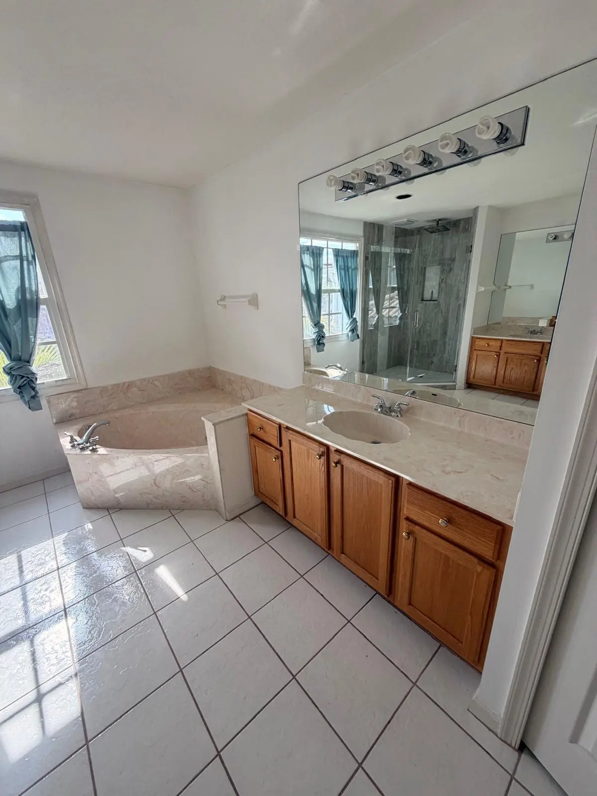 WhatsApp Image 2026-04-18 at 8.58.25 AM at 1226 Avondale Lane, West Palm Beach