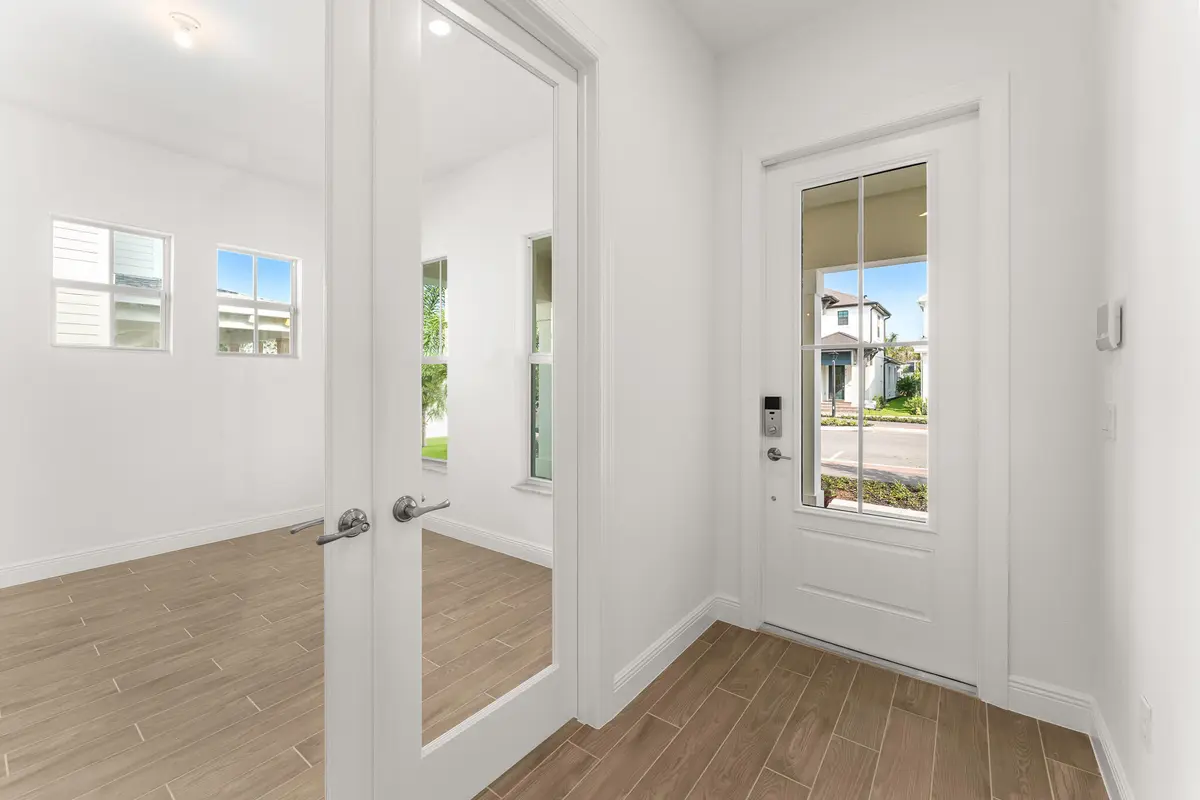 US_SEF_CROWN_LOT 249_FOYER at 861 SW Newfield Avenue, Palm City