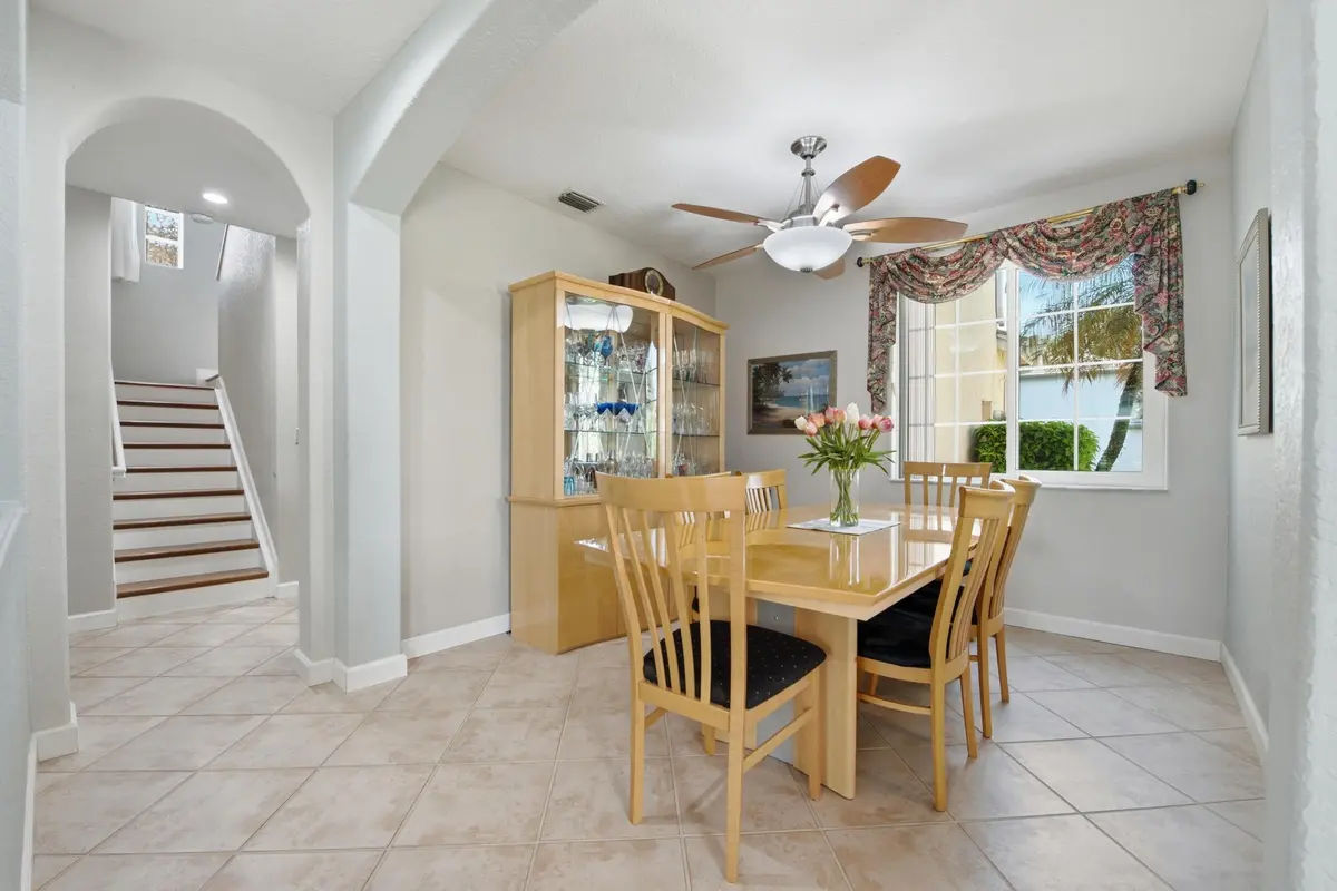 Dining at 9807 NW 20th Street, Pembroke Pines