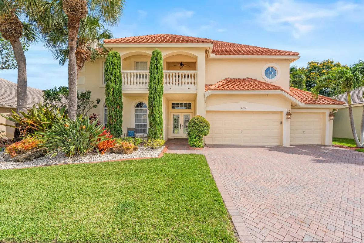 02_beyc6a3311bf343de at 7201 Brunswick Circle, Boynton Beach