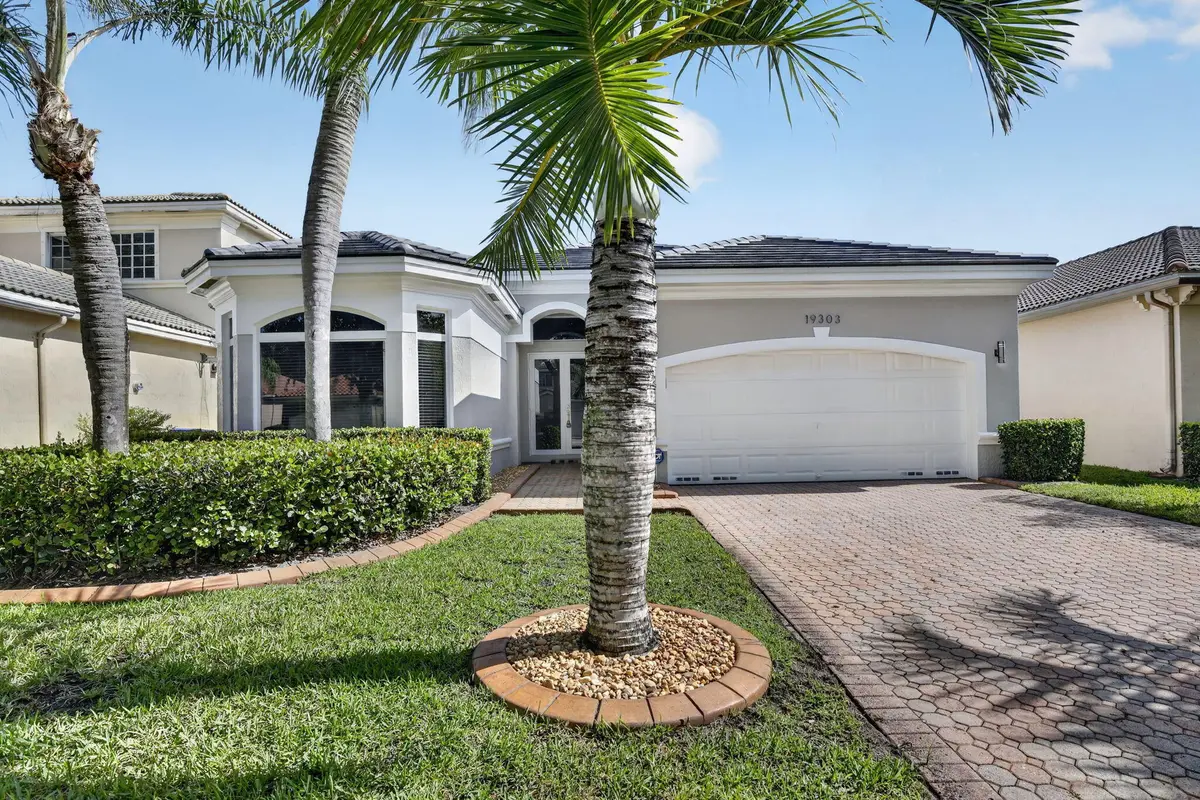 CMV Realty-Laguna Isles-Pembroke Pines at 19303 SW 60th Court, Pembroke Pines