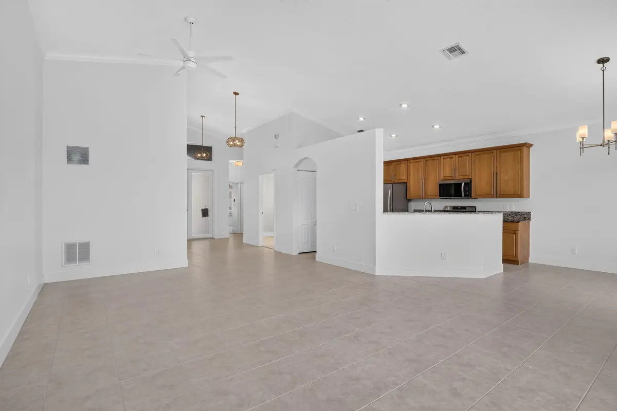 CMV Realty-Laguna Isles-Pembroke Pines at 19303 SW 60th Court, Pembroke Pines