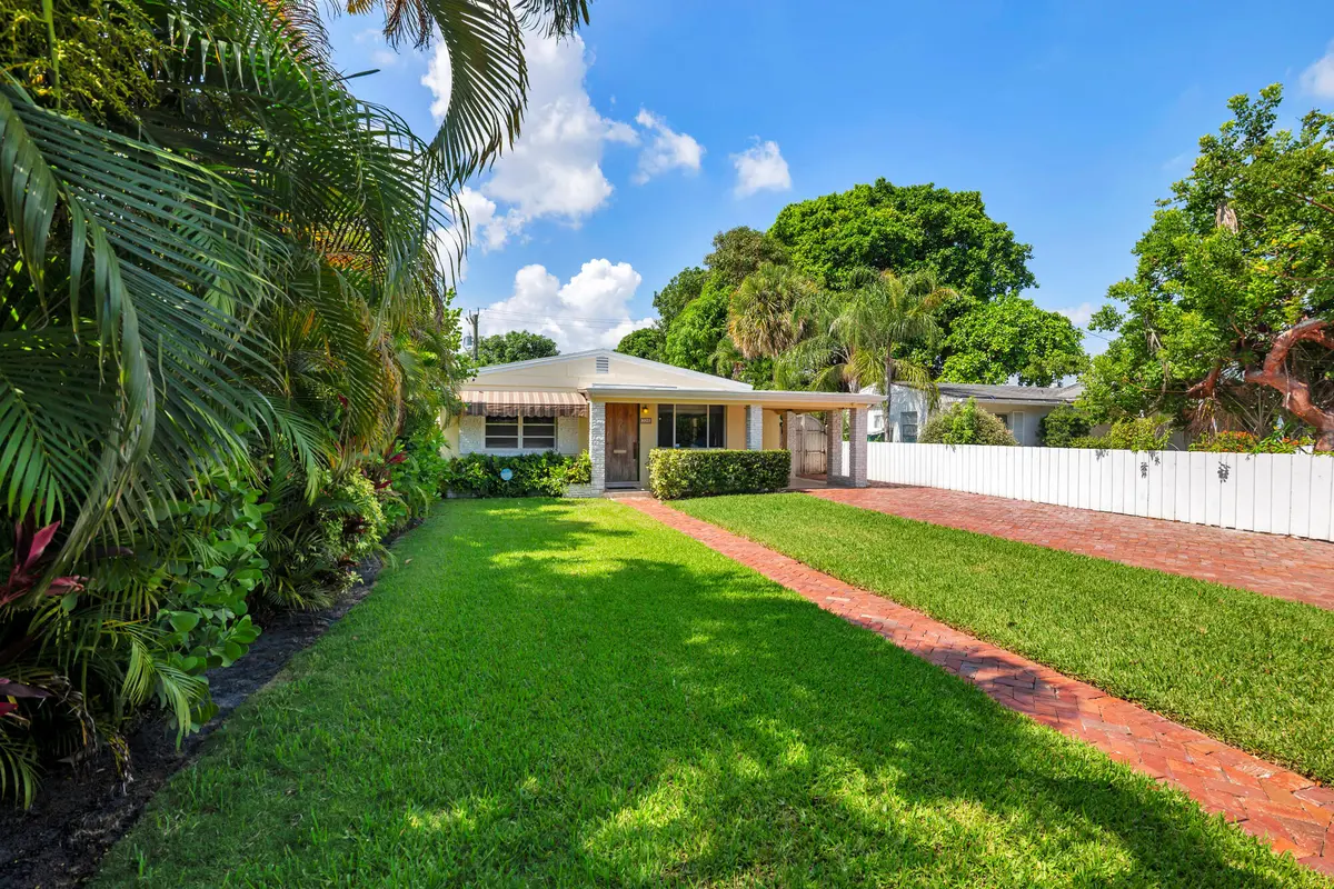 low-5 at 326 Marlborough Place, West Palm Beach