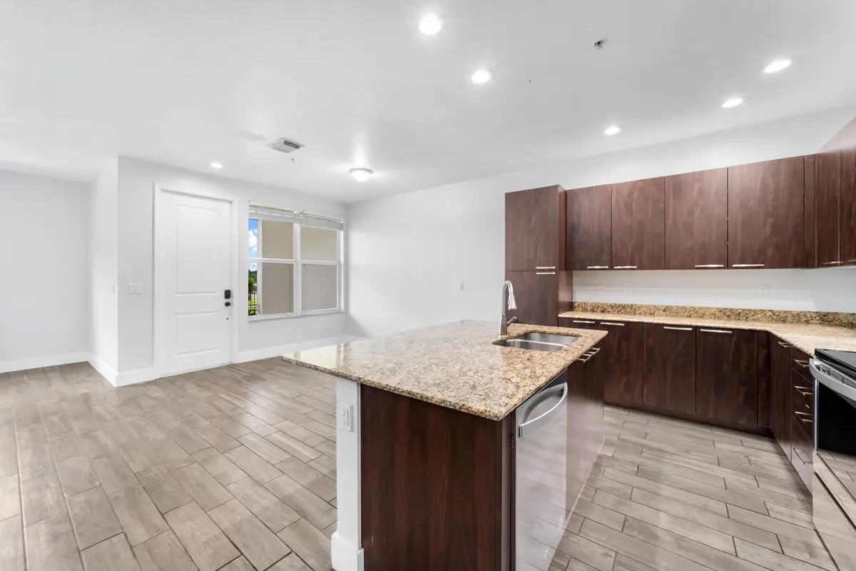 A7_00386 at 1430 NW 48th Lane, Boca Raton