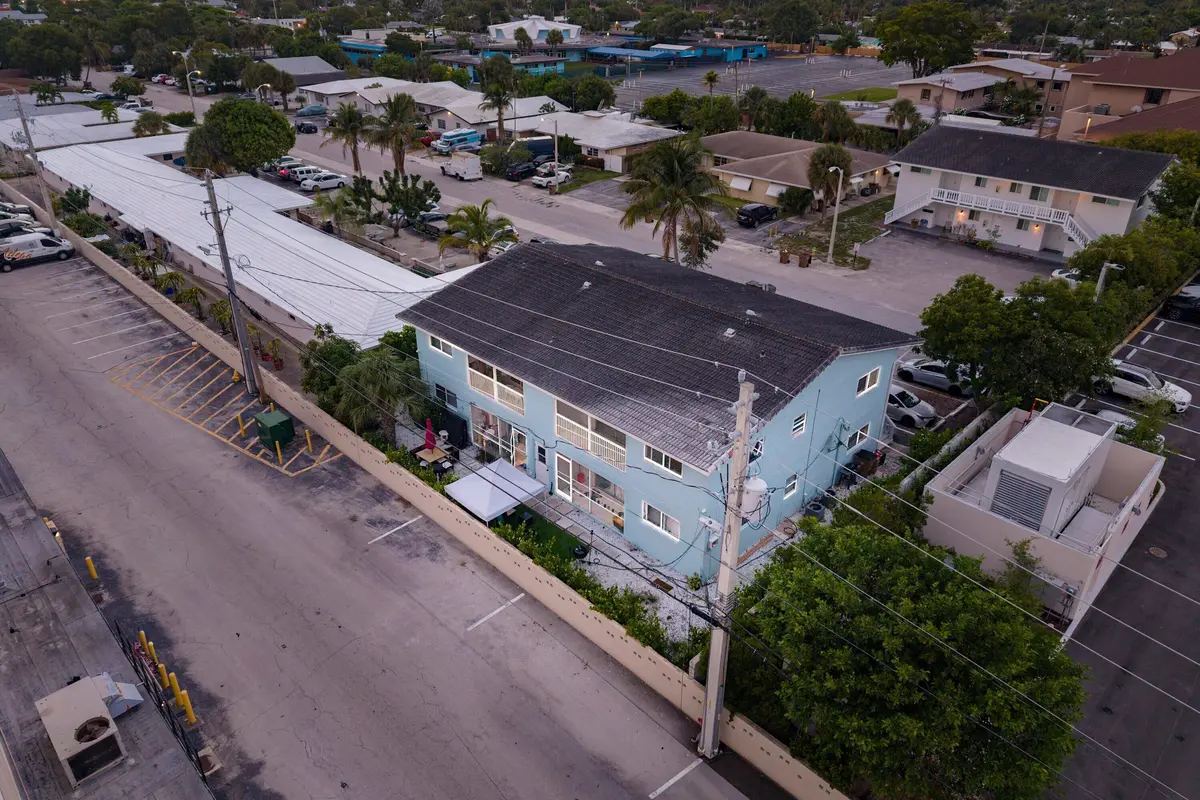 006-1001Southeast3rdStreet-DeerfieldBeac at 1001 SE 3rd Street, Deerfield Beach