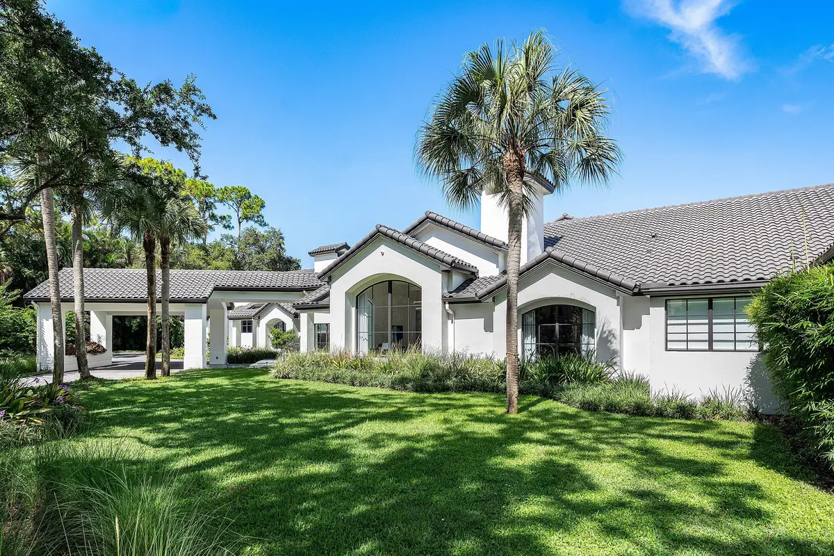 Front at 16388 Bridlewood Circle, Delray Beach