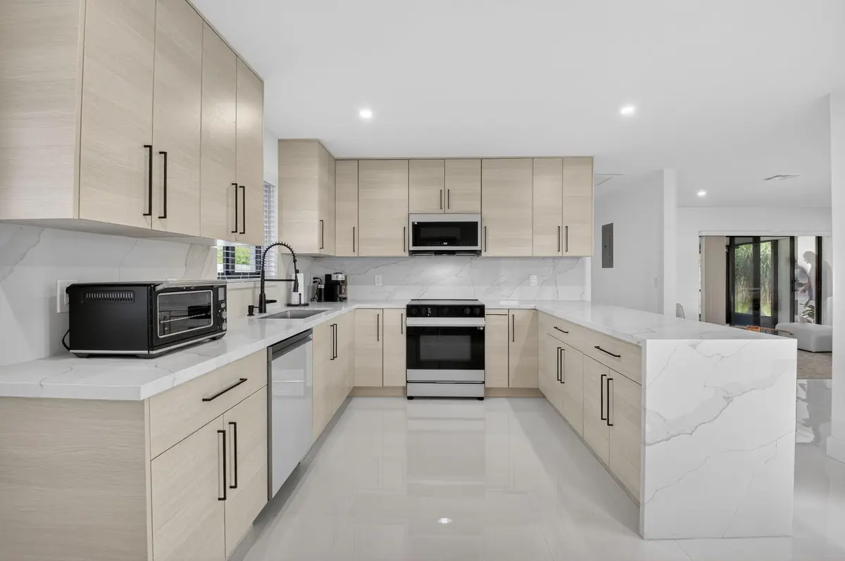 10-web-or-mls-DSC_9951 at 513 Lindell Boulevard, Delray Beach