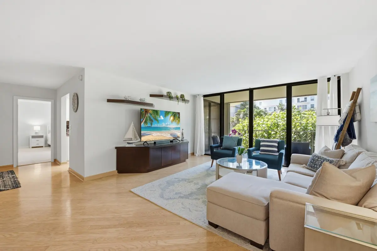 5__dsc1027 at 3200 S Ocean Boulevard D203, Palm Beach
