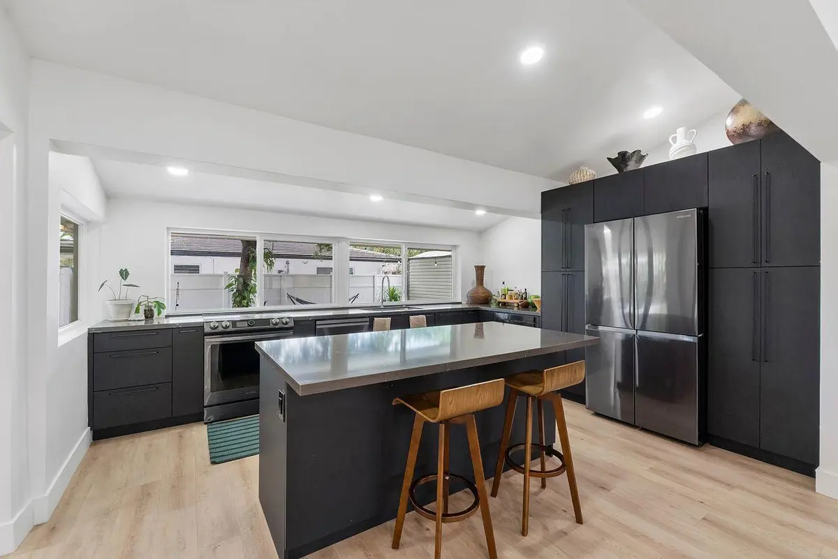 701 kitchen at 701 SE 5th Court, Pompano Beach