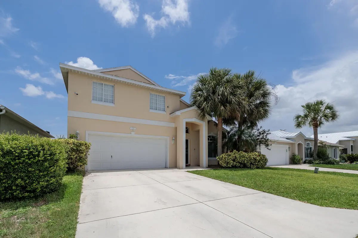 Front of house at 4716 SE Winter Haven Court, Stuart
