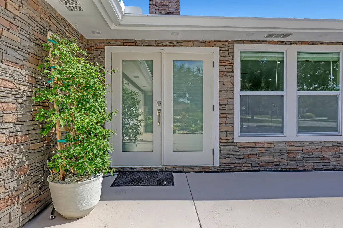 6185 White Oak (7) at 6185 White Oak Court, Jupiter