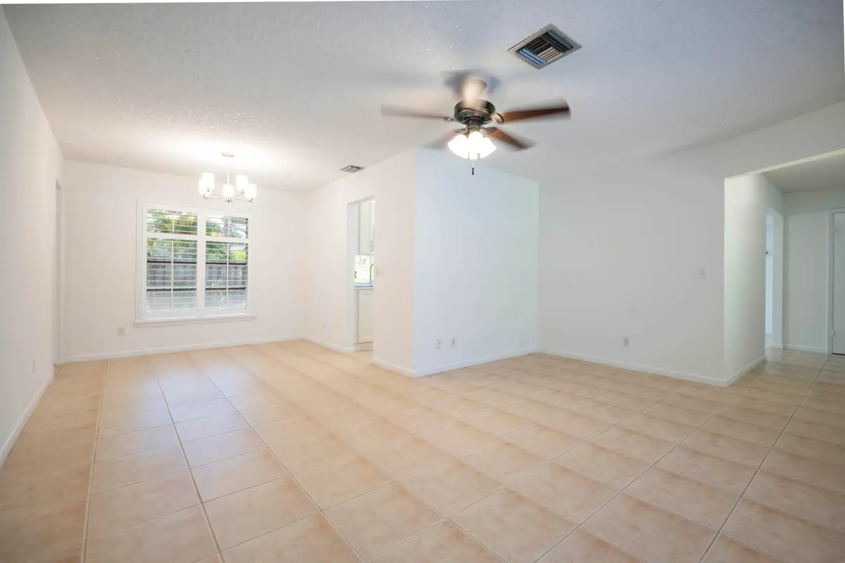 Living Room | Dining Room at 18020 Palm Point Drive, Jupiter