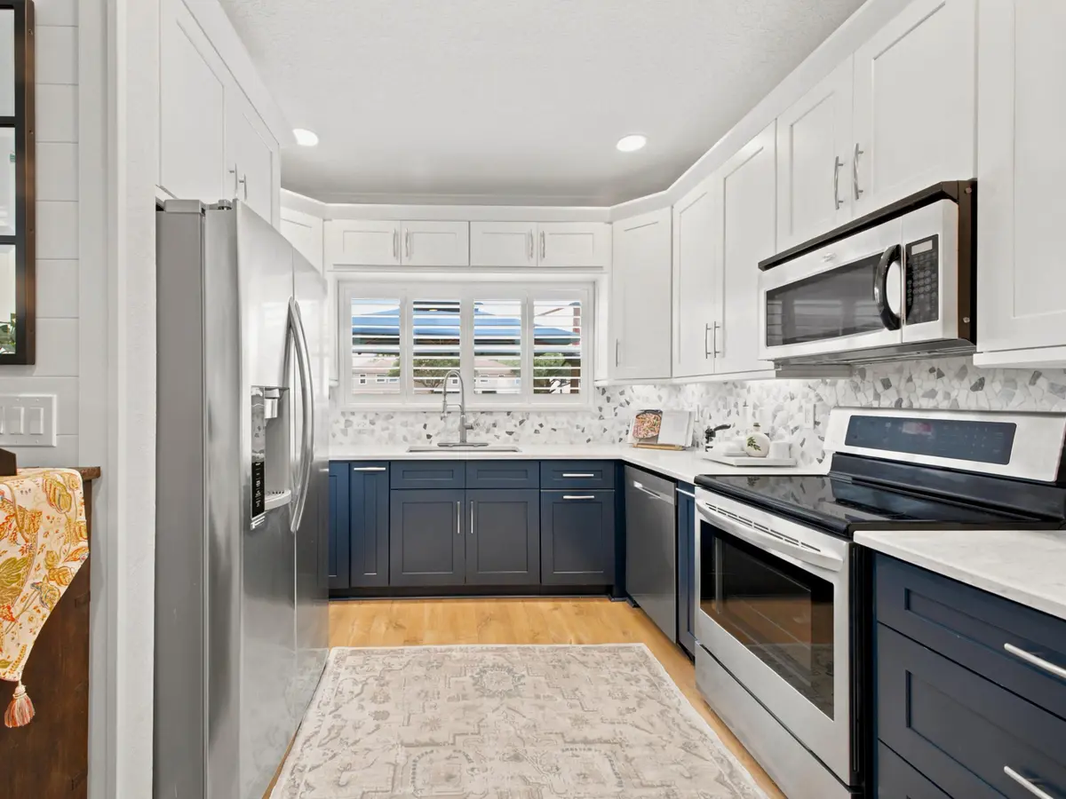 Kitchen at 4302 Windmill Palm Way, Greenacres