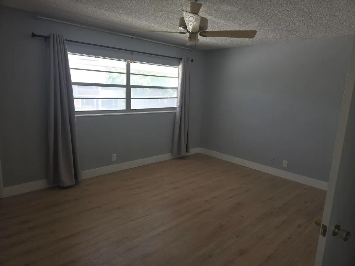 MC 217 Bdrm at 2800 NE 14th St 217, Pompano Beach