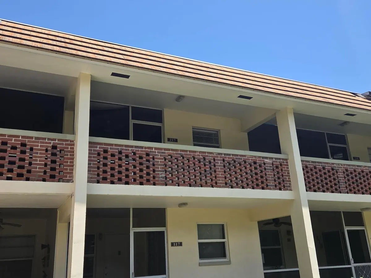 MC 217 front at 2800 NE 14th St 217, Pompano Beach