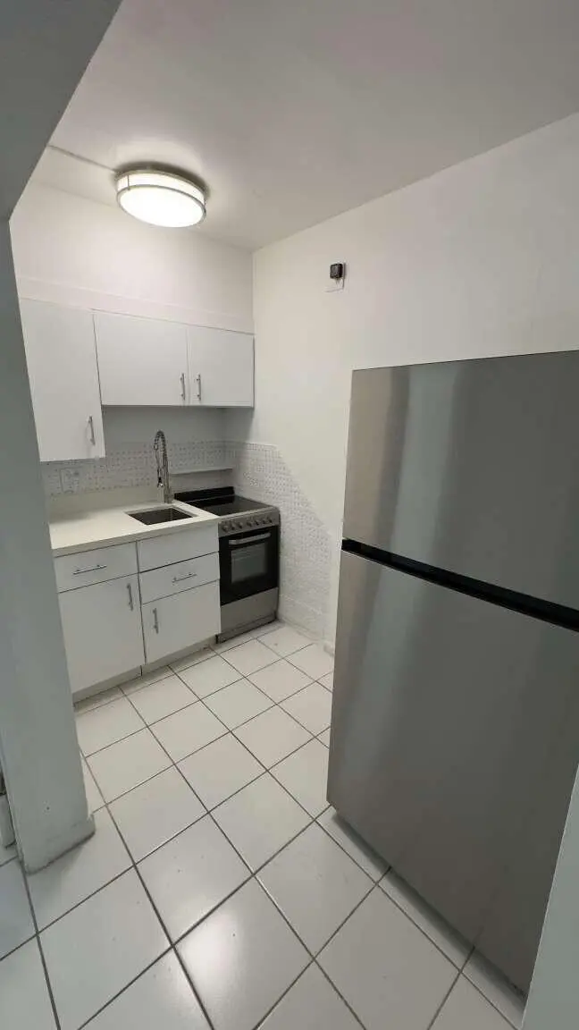 004_Rodolakis.4 at 51 Edgewater Drive 4, Coral Gables