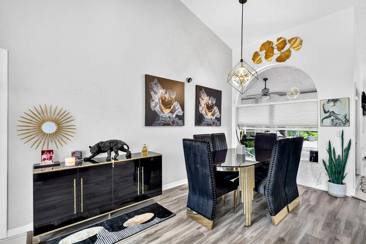 dining area at 1921 NE Acapulco Drive, Jensen Beach