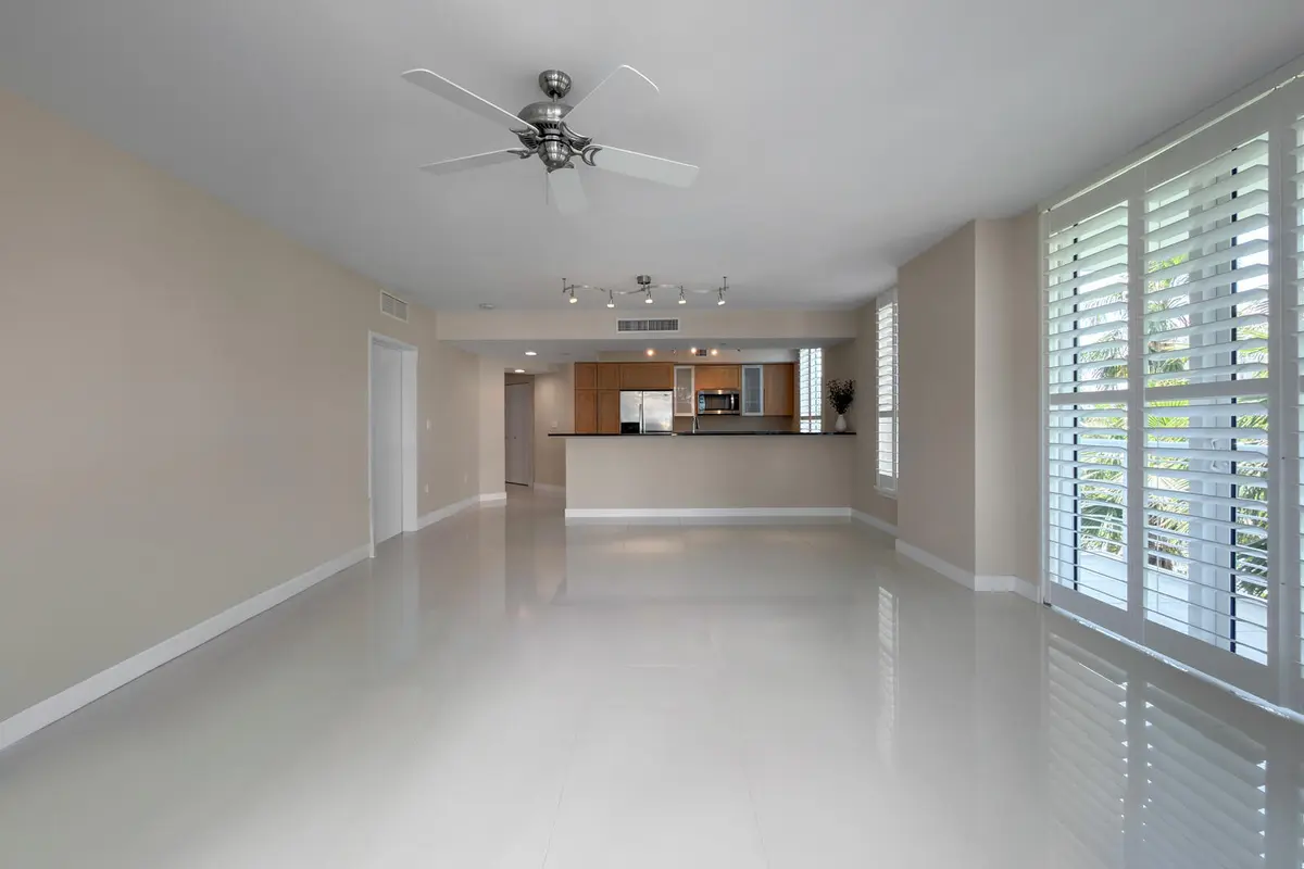 7a at 2831 N Ocean Boulevard 303n, Fort Lauderdale