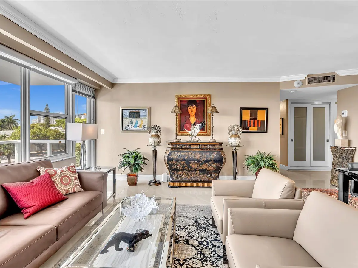 01-FPP00306 at 3300 NE 36th Street 302, Fort Lauderdale