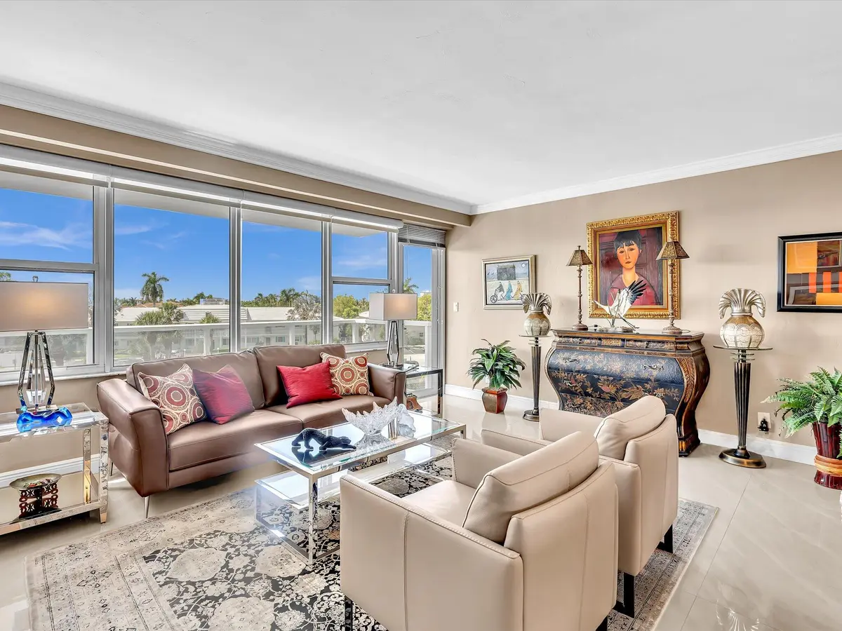07-FPP00301 at 3300 NE 36th Street 302, Fort Lauderdale