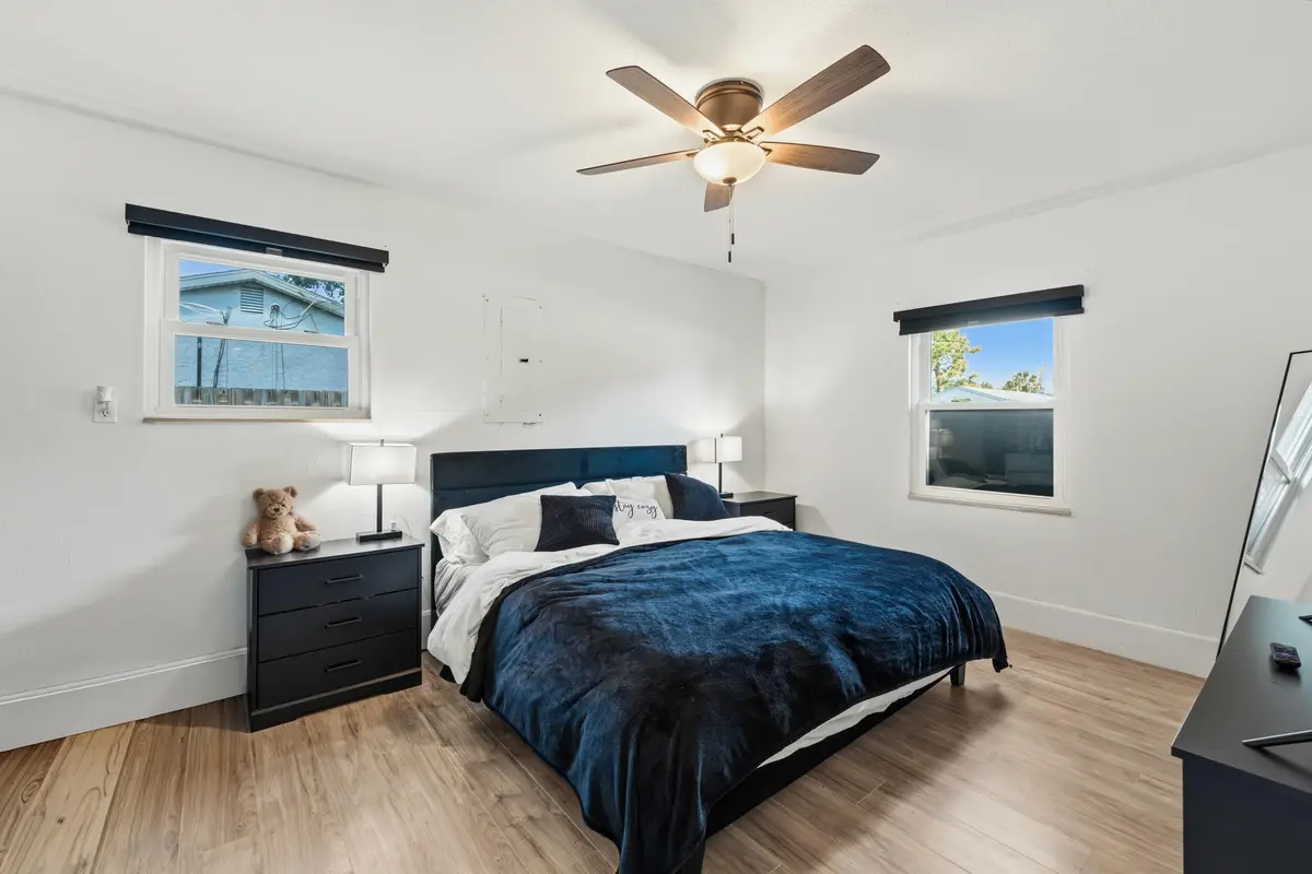 4_10 at 745 21st Street, Vero Beach