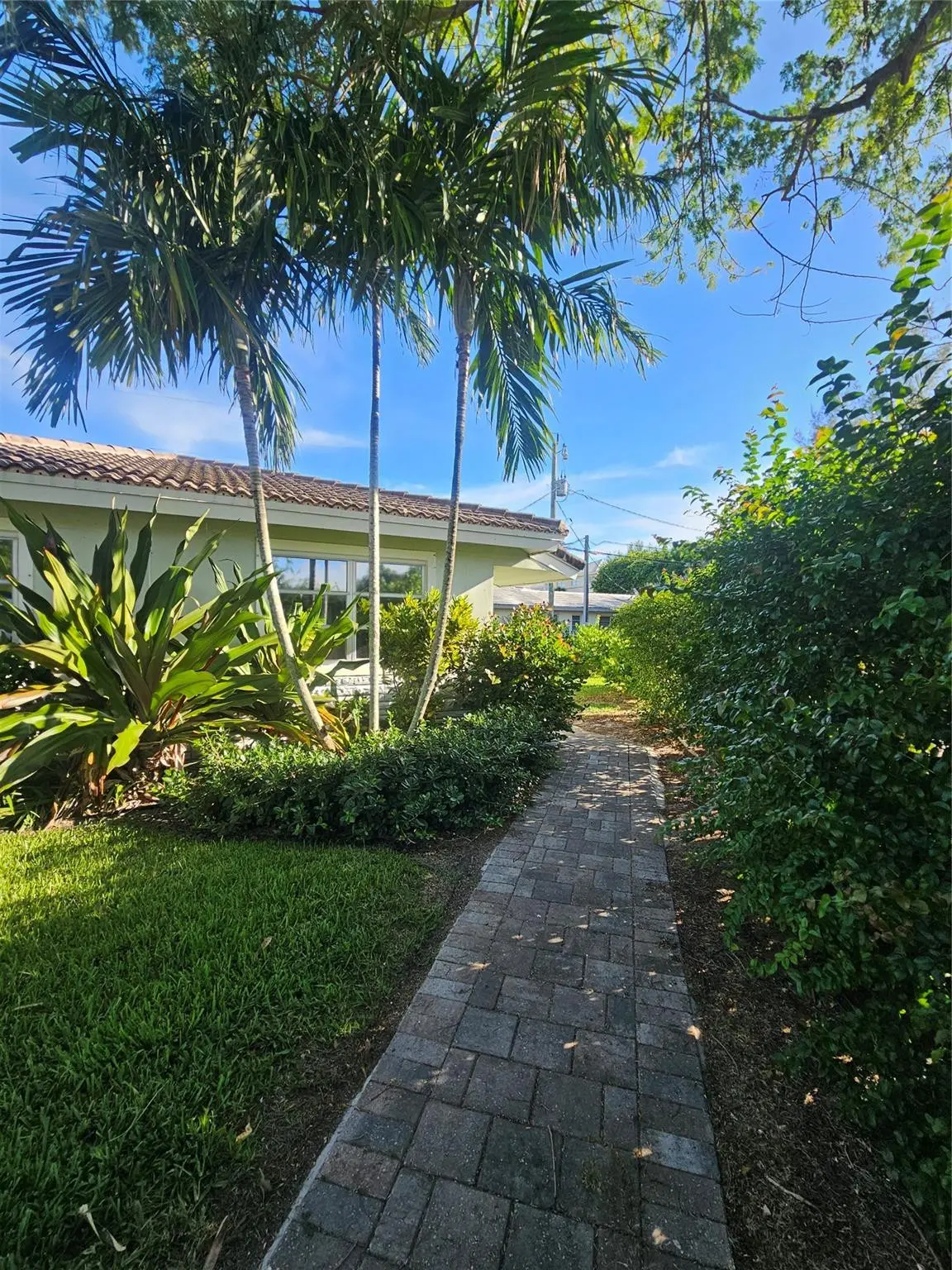 Photo 3 at 2110 NE 41st Street D, Lighthouse Point