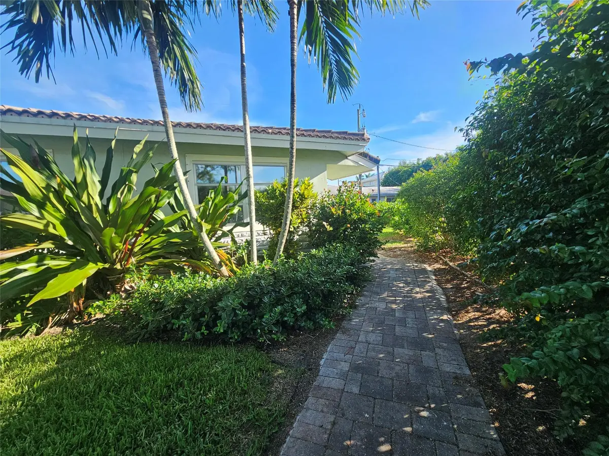 Photo 4 at 2110 NE 41st Street D, Lighthouse Point