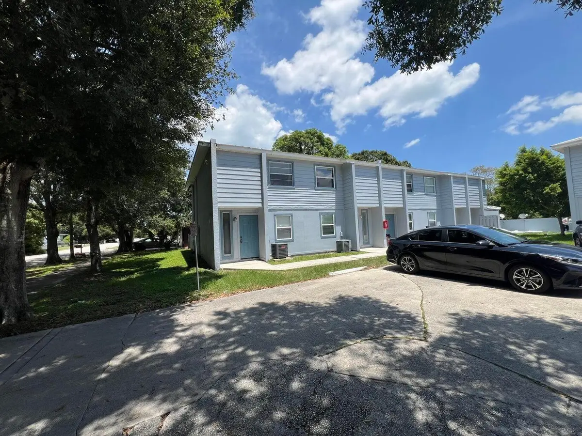 20260531160131088755000000-o at 622 S 11th Street 11, Fort Pierce