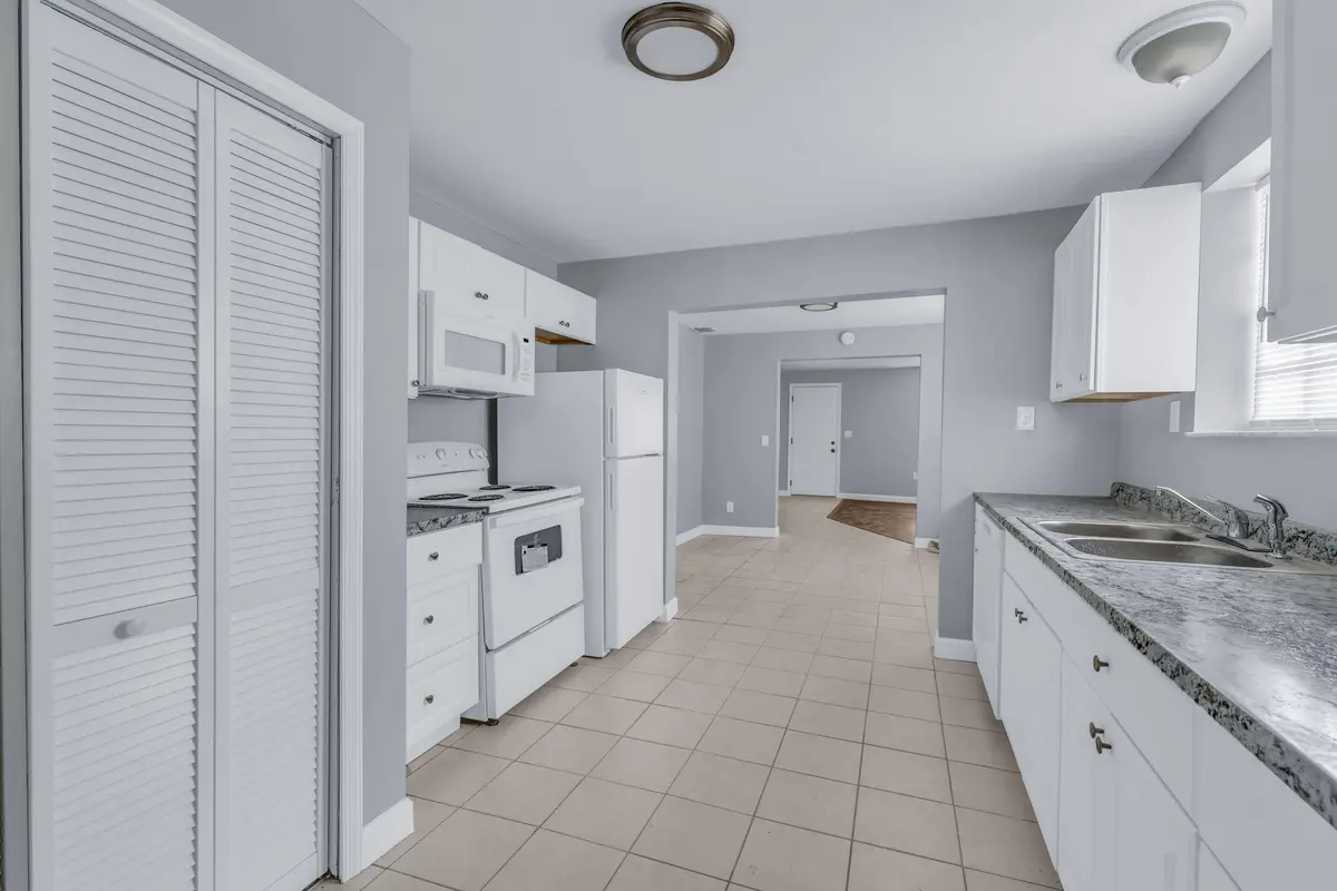 20250912201841526248000000-o at 314 N 18th Street, Fort Pierce