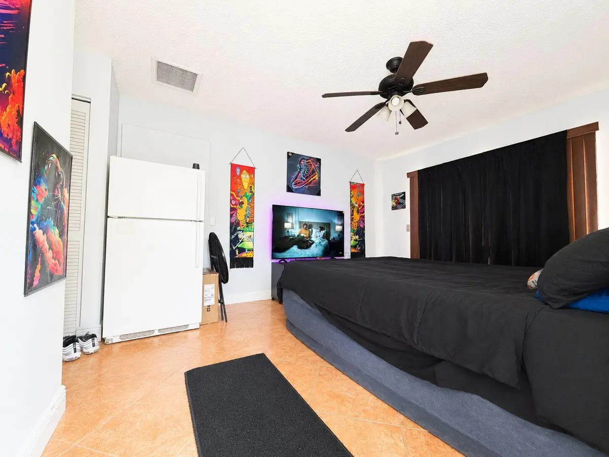 WhatsApp Image 2026-06-29 at 17.33.01 (4 at 5202 El Claro Circle, West Palm Beach