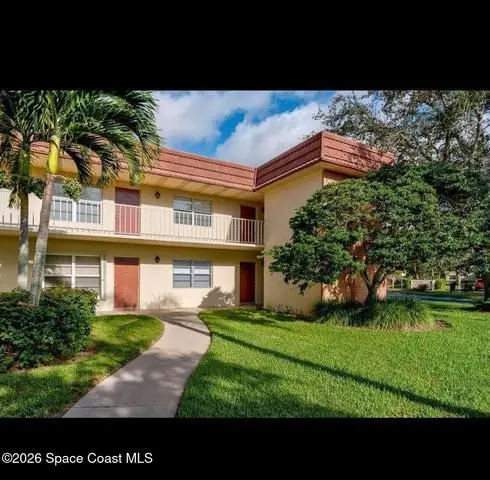 25 vista gardens at 25 Vista Gardens Trail 204, Vero Beach