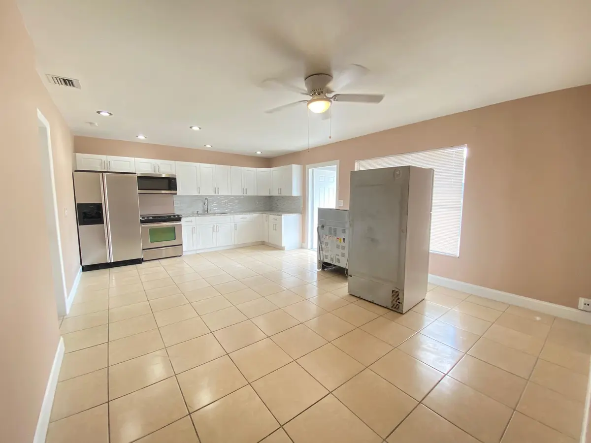 Open Floor Plan at 16 NE 9th Avenue, Deerfield Beach
