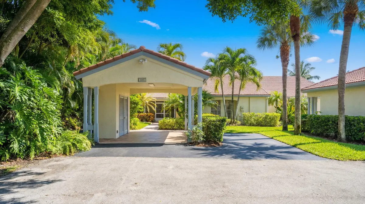 01-Exterior Front at 2236 Las Casitas Drive, Wellington