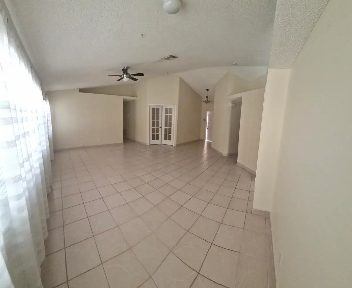 7306 NW 1st Manor, Plantation, FL – photo 2