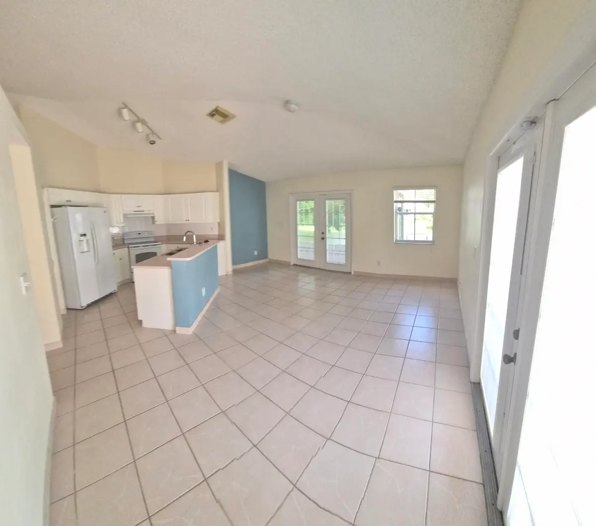 7306 NW 1st Manor, Plantation, FL – photo 3