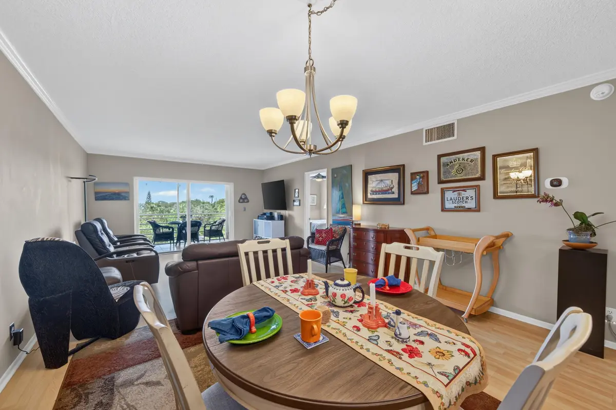 MG502-4 at 3010 NE 16th Avenue 502, Oakland Park