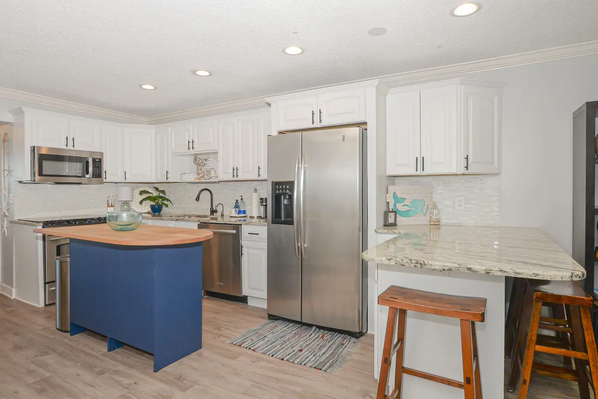 LR-6982 at 110 SW Hideaway Place, Stuart