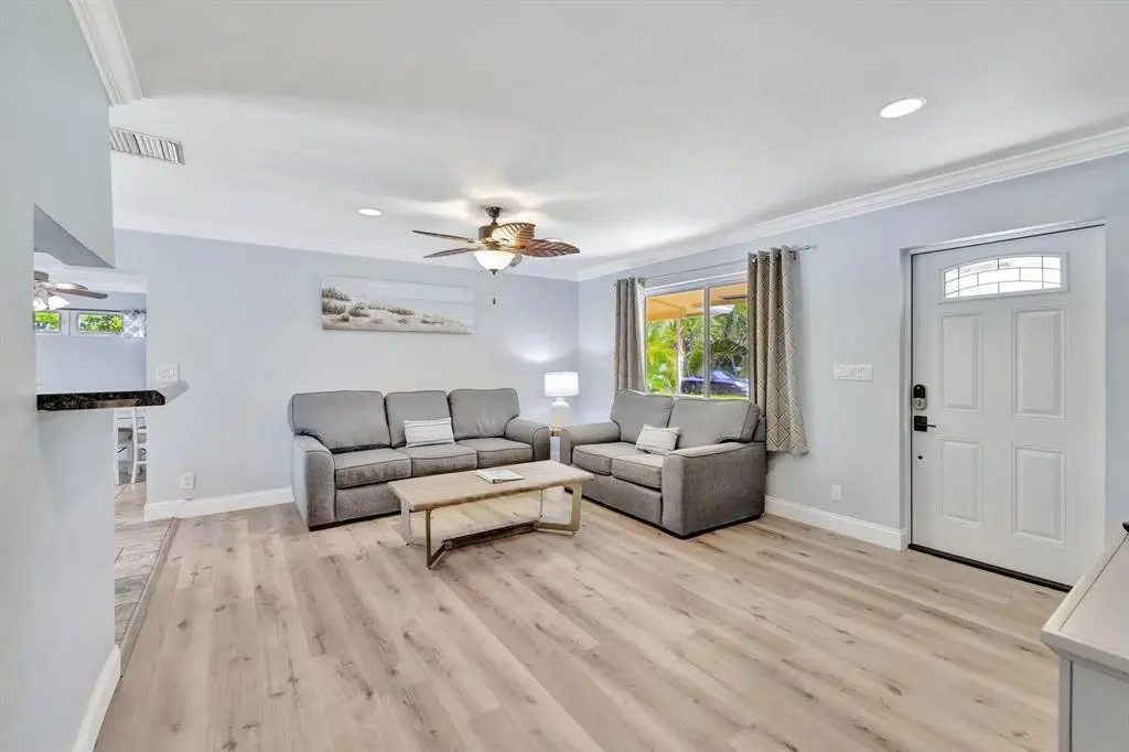 p7 at 925 NE 25th Avenue, Pompano Beach
