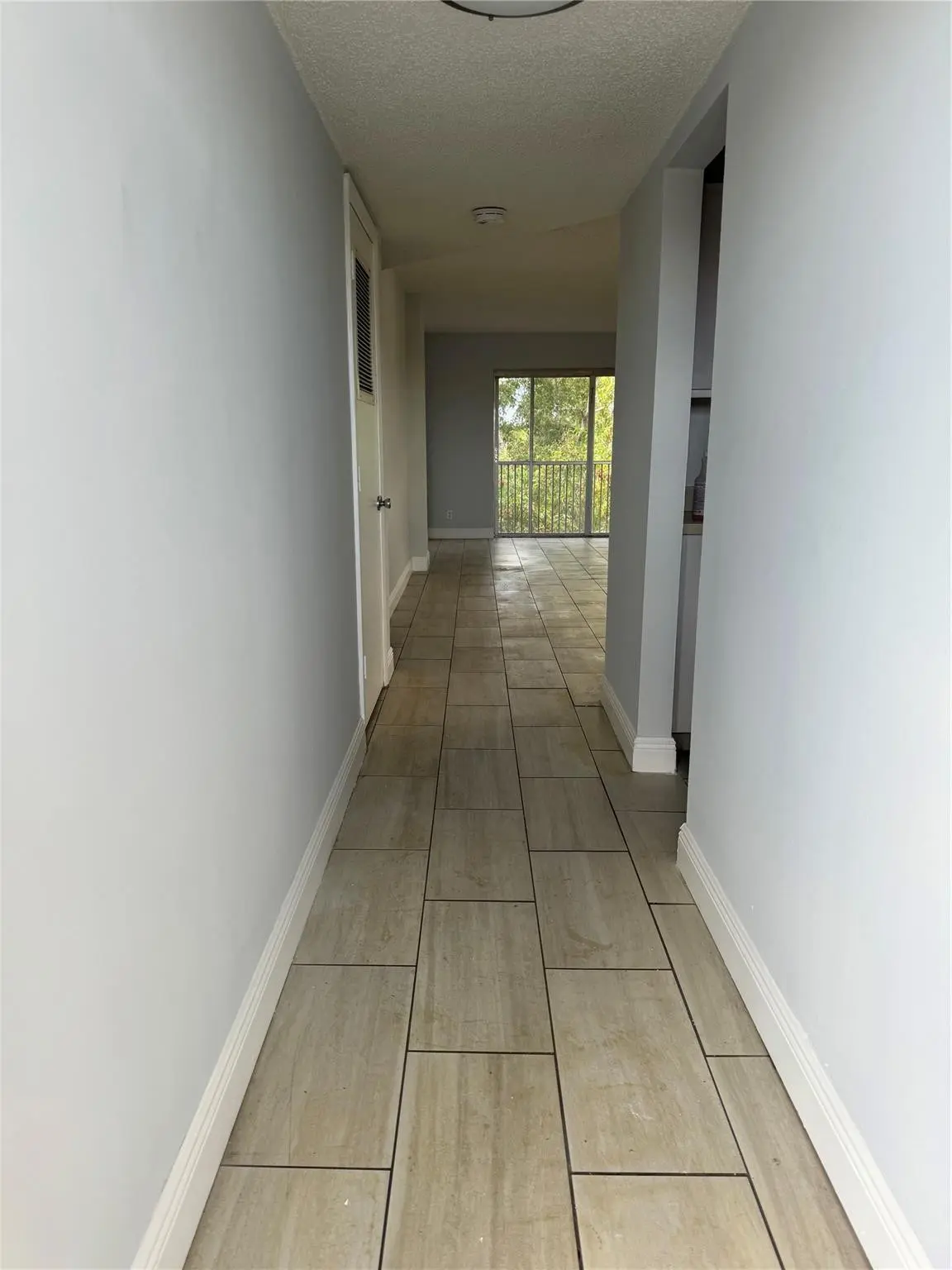 Photo 3 at 1100 NW 87th Avenue 508, Coral Springs