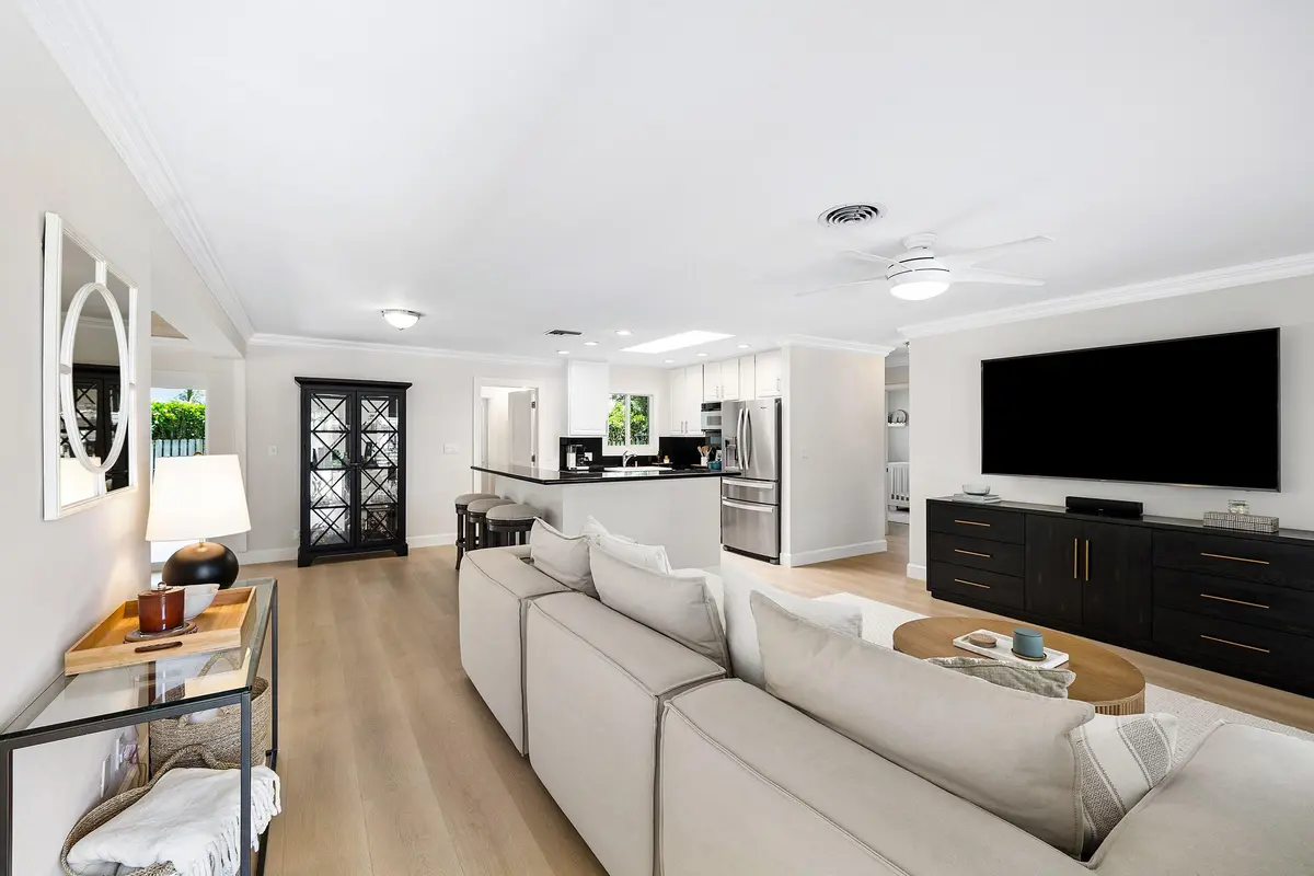 LR at 774 SW 7th Street, Boca Raton