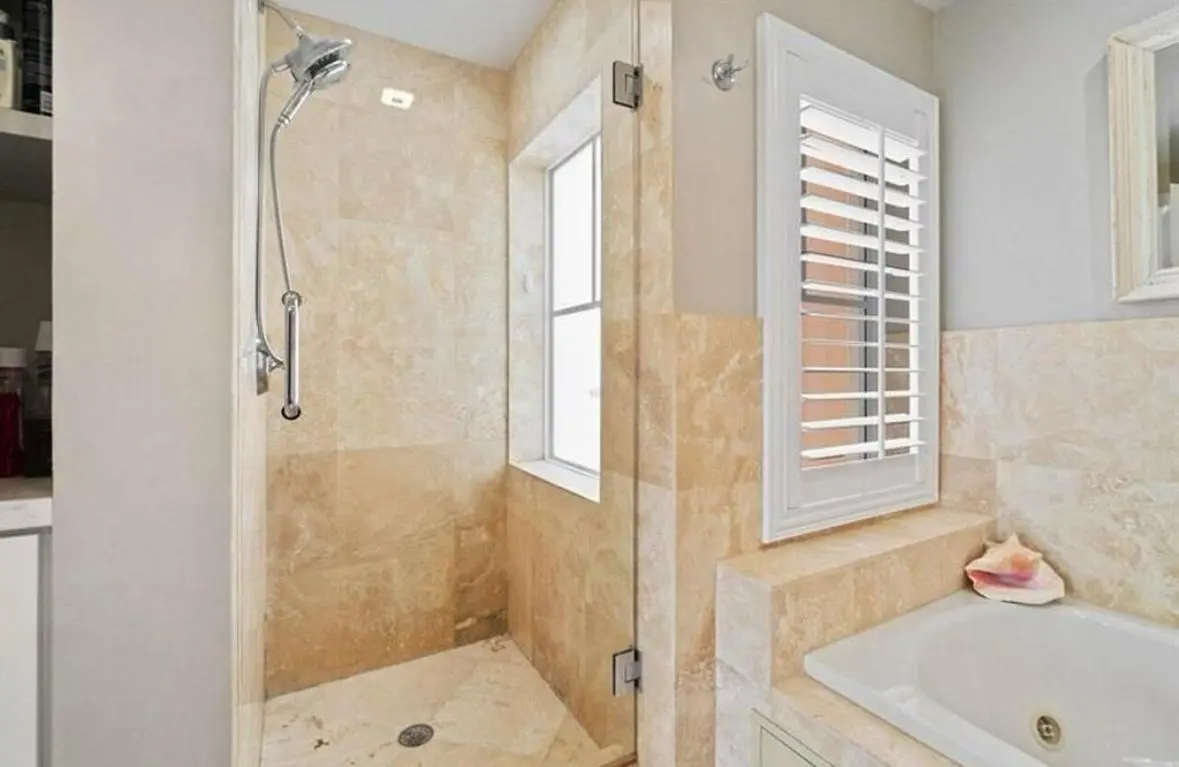 1931 NE 2nd St, Unit 3056 at 1931 NE 2nd Street 305, Deerfield Beach