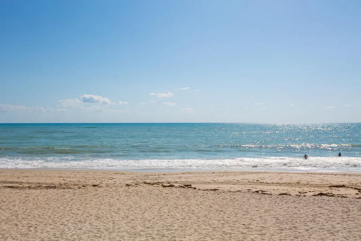 Penthouse Unit - Vero Beach Hotel and Re at 3500 Ocean Drive 228, Vero Beach