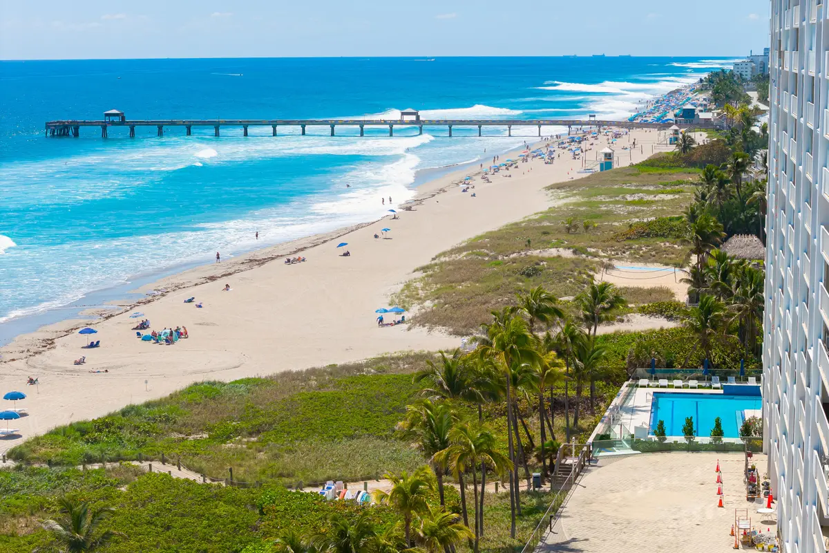 View at 3000 S Ocean Boulevard 1404, Boca Raton